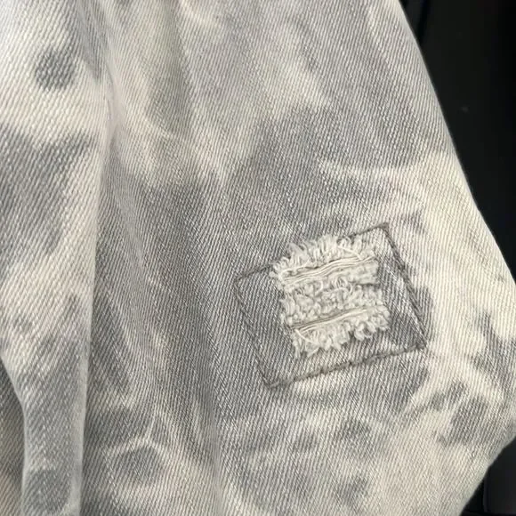 Akoo Light Gray Acid Washed and Paint Splatter Design Denim Jacket ~ Size XL - Picture 11 of 11